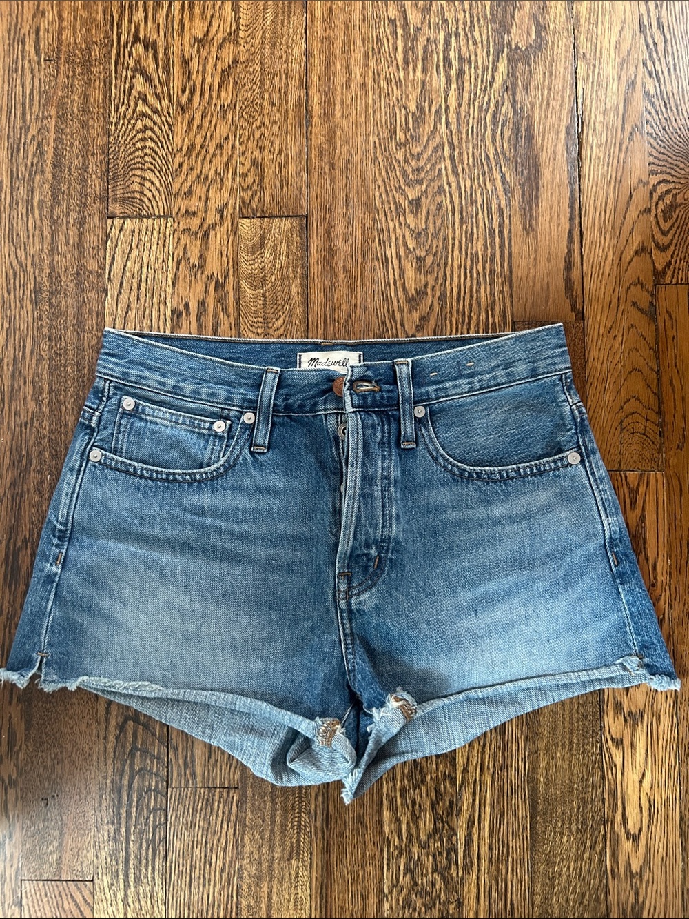 NWOT Madewell Vintage Wash Relaxed Cutoff Denim Shorts